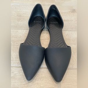 Women’s Natives - Size 8